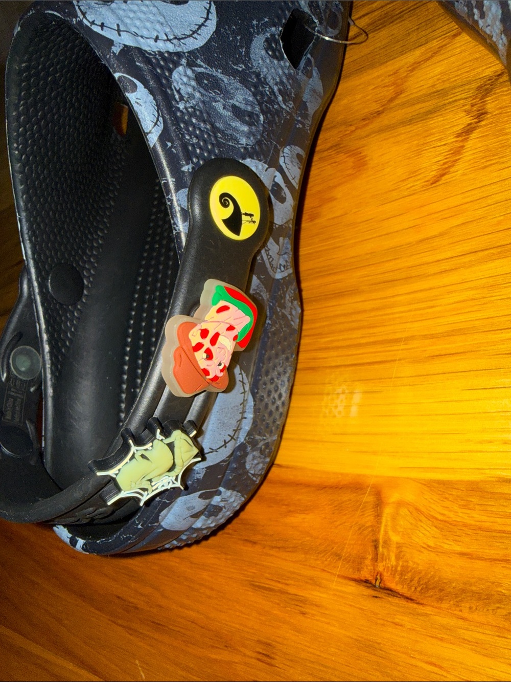 CROCS Jack Skellington Clogs with Charms - Picture 7 of 11